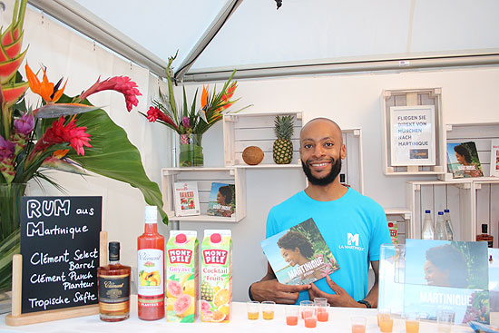 Martinique mit Rum, tropischen Säften und ab November auch 1 x in der Woche einem Direktflug der Condor ab München (©Foto: Martin Schmitz